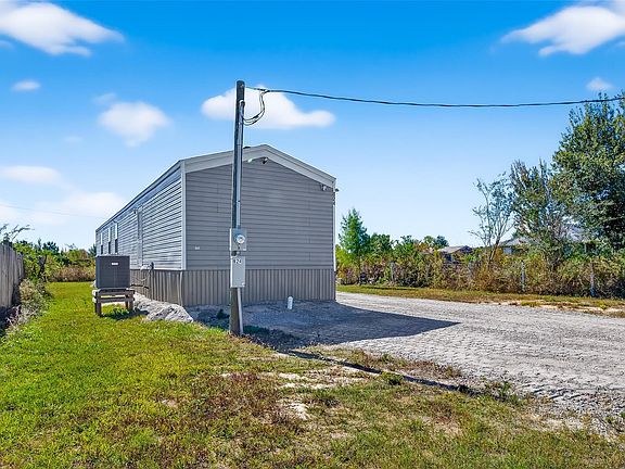 2nd image of 824 County Road 3558