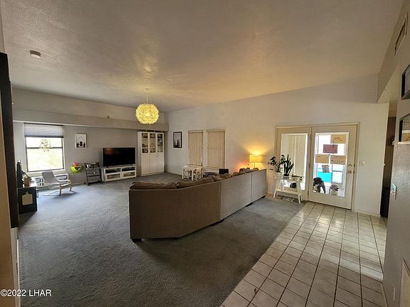 4th image of 1090 Pueblo Dr