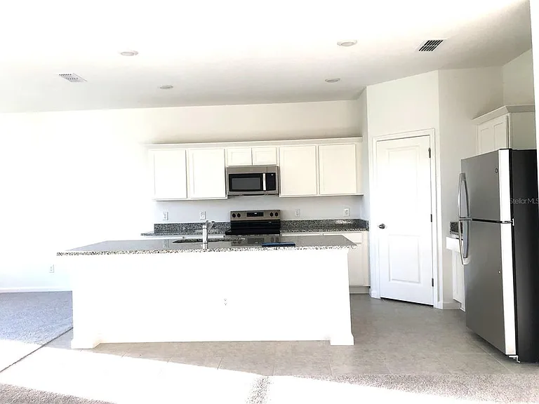1314 Dalkeith Cv — Photo 9
