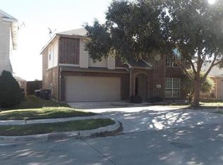 9225 Friendswood Dr, Fort Worth, TX 76123