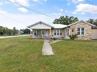 210 Avenue C, Carbon, TX 76435