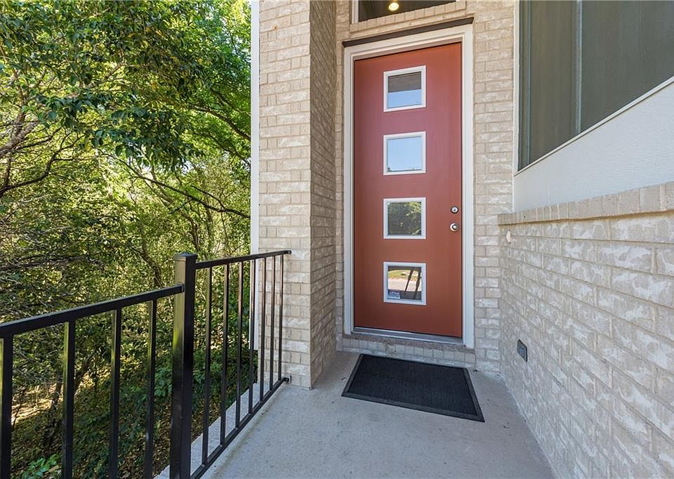 1st image of 201 Bridgeford Dr