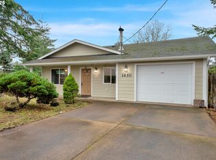 1650 23rd St, Florence, OR 97439