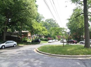 6432 Earlham Dr, Bethesda, MD 20817