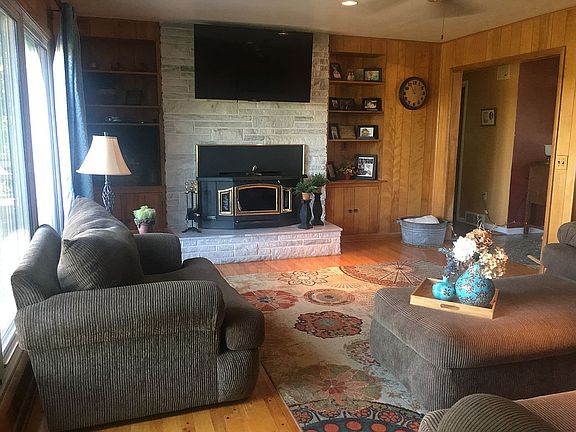5th image of 407 Valley Vista Dr