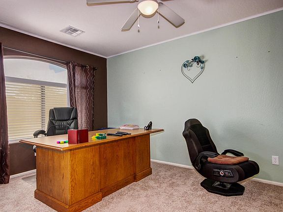 4th image of 17802 W Voltaire St