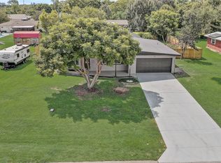 949 Pineapple Rd, South Daytona, FL 32119