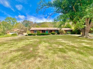 5819 42nd Rd, Clifton Forge, VA 24422