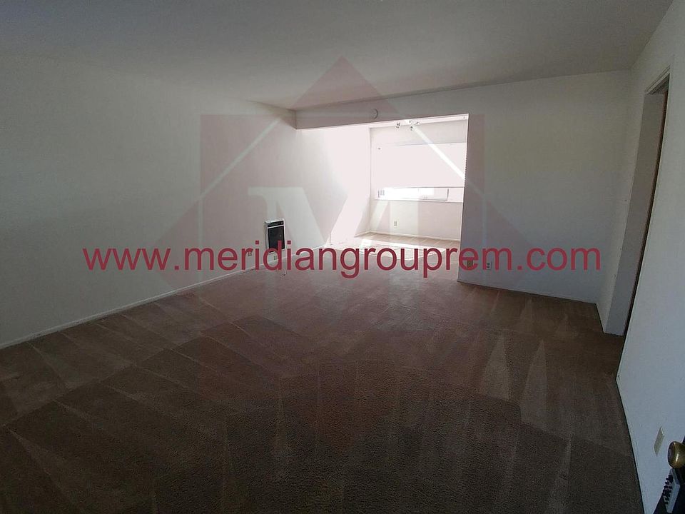 2nd image of 1321 Garden St APT K