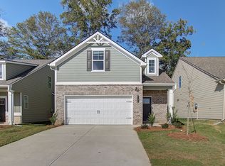 2196 Croghan Dr, Hampton, GA 30228