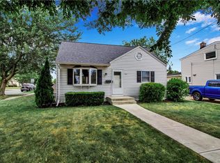 821 Beach Rd, Cheektowaga, NY 14225