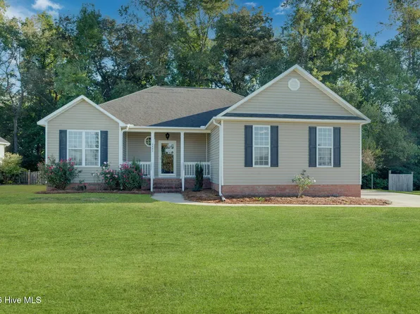 (undisclosed Address), Grimesland, NC 27837