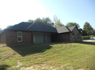 5776 Riddle Dr S, Harrison, AR 72601