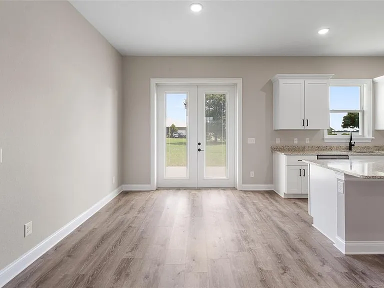 3620 Garrard Rd — Photo 10
