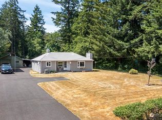 3920 Sunnyslope Rd SW, Pt Orchard, WA 98367