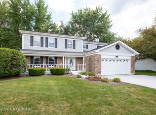 710 Red Coach Ln, Algonquin, IL