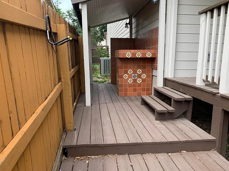5716 Watercress Dr — Photo 33