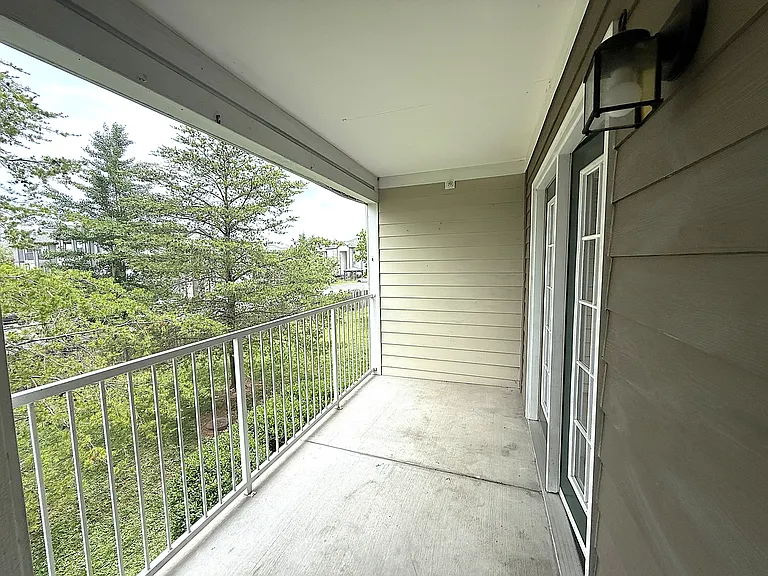 Brookwood Terrace Apartments — Photo 21