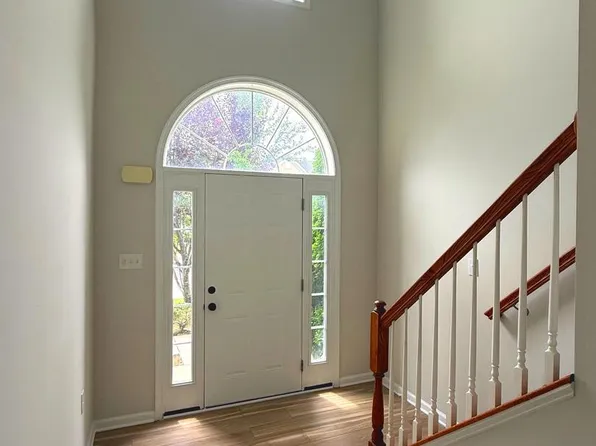 25 Cavendish Way, Falling Waters, WV 25419