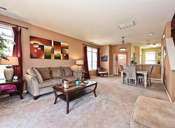 4th image of 7867 Paper Birch Dr