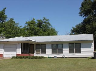 2912 W Collin St, Corsicana, TX 75110