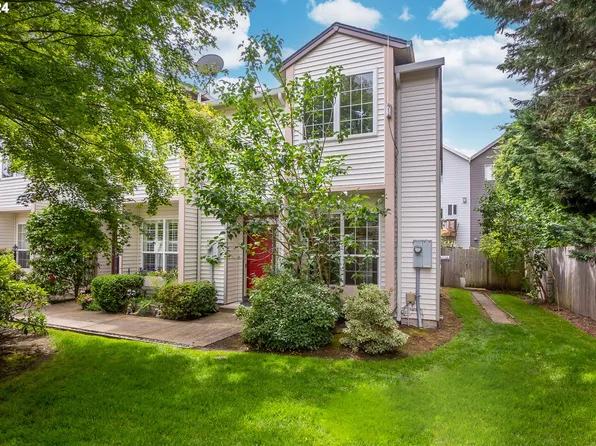 9493 SW Sutton Pl, Portland, OR 97223