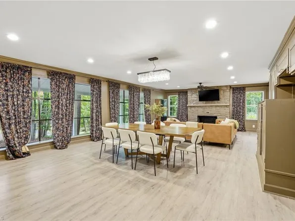 3304 New Walkertown Rd, Winston Salem, NC 27105