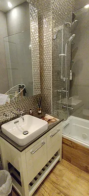 Rented by The KCI Group | media 87