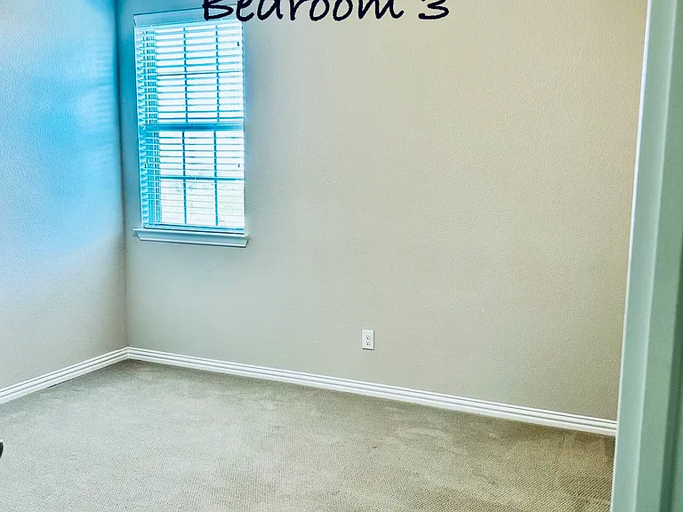 1307 Bailey Ln — Photo 15
