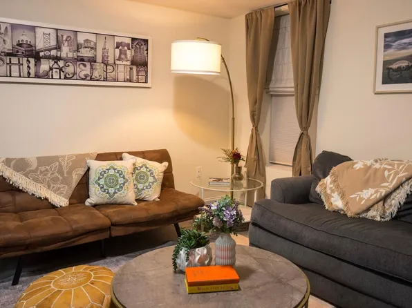1522 S 4th St Floor 2, Philadelphia, PA 19147