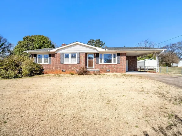 4 Yeoman St, Greenville, SC 29605