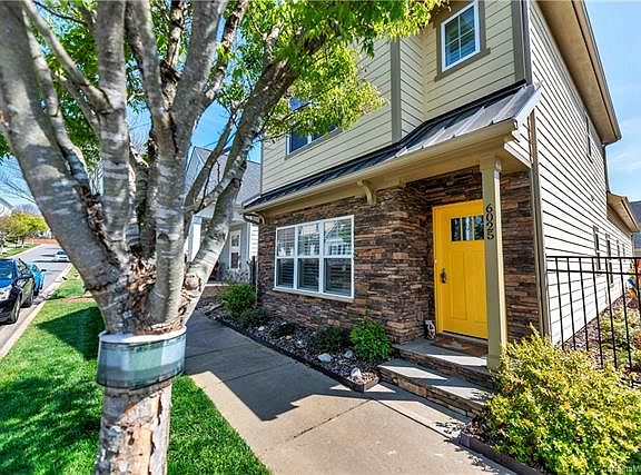 2nd image of 6025 Bountiful St