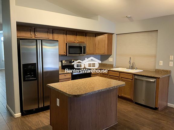 3rd image of 41418 W Brandt Dr