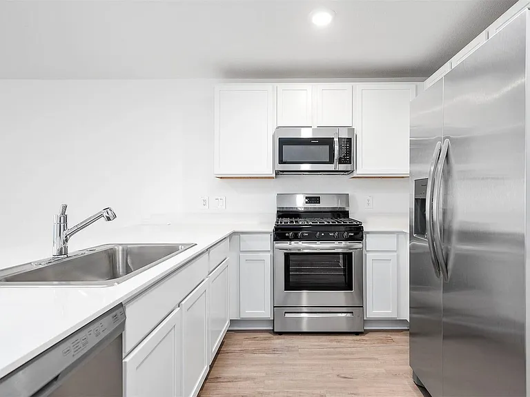 535 Flower Reed Ct — Photo 5