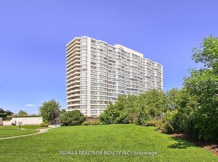 5 Greystone Walk Dr #206, Toronto, ON M1K 5J5