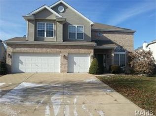 1919 Lunenburg Dr, Saint Peters, MO 63376