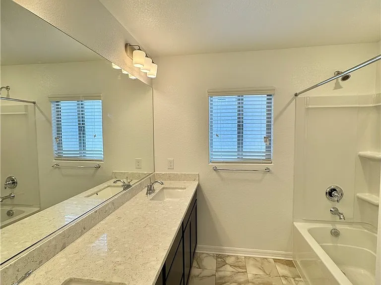 5772 Yellow House St — Photo 46