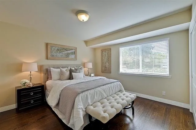 Building Photo - Alderbrook Ln