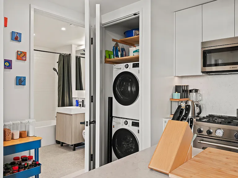 710 Metropolitan Ave #PHC — Photo 11