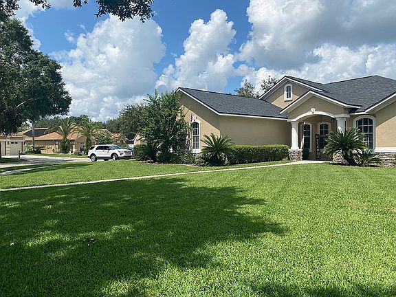 2nd image of 12308 Breton Oak Ln
