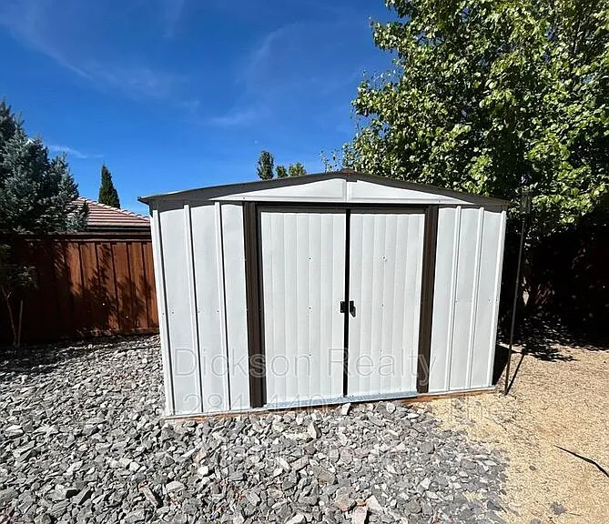 2726 Alessandro Dr — Photo 9