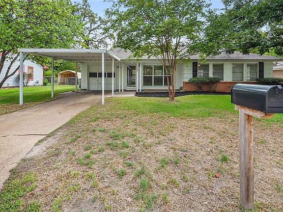 2nd image of 4005 Tanglewood Dr