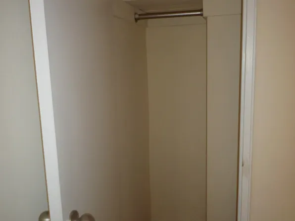 2626 Homecrest Avenue image 1 of 19