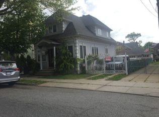 61-25 168th St, Fresh Meadows, NY 11365
