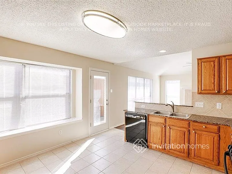 1340 Todd Dr — Photo 9