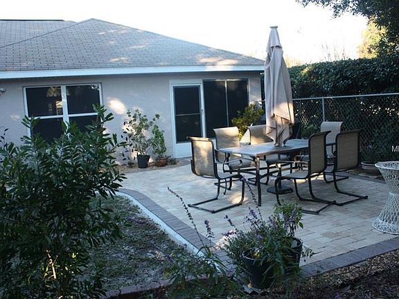 2nd image of 2498 Tremont Dr