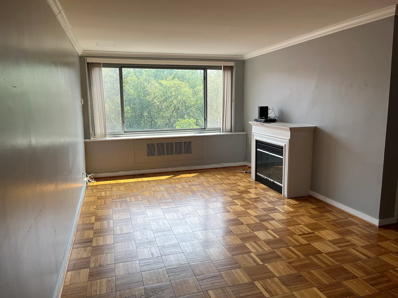2 bed, 938 sqft, $2,600 — Photo 2