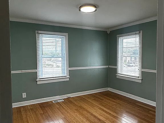 4th image of 183 Thompson Ln