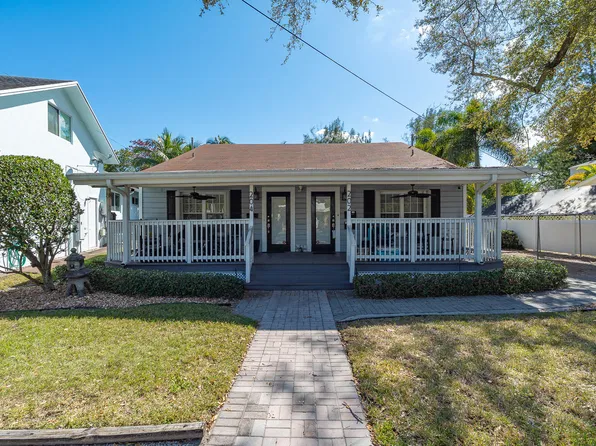 202 SE 10th Street, Fort Lauderdale, FL 33316