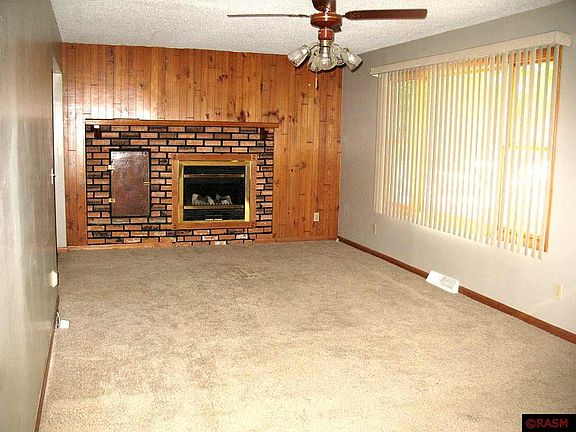 3rd image of 225 Ann Dr